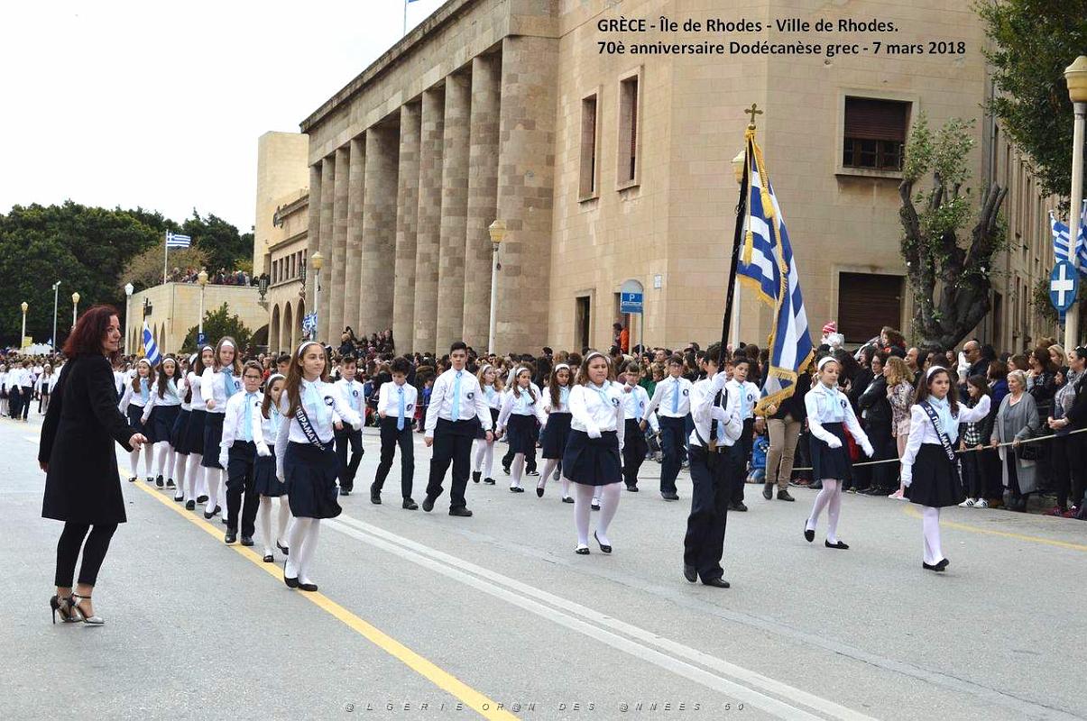 241- Rhodes- Defile Dodecanese grec.JPG